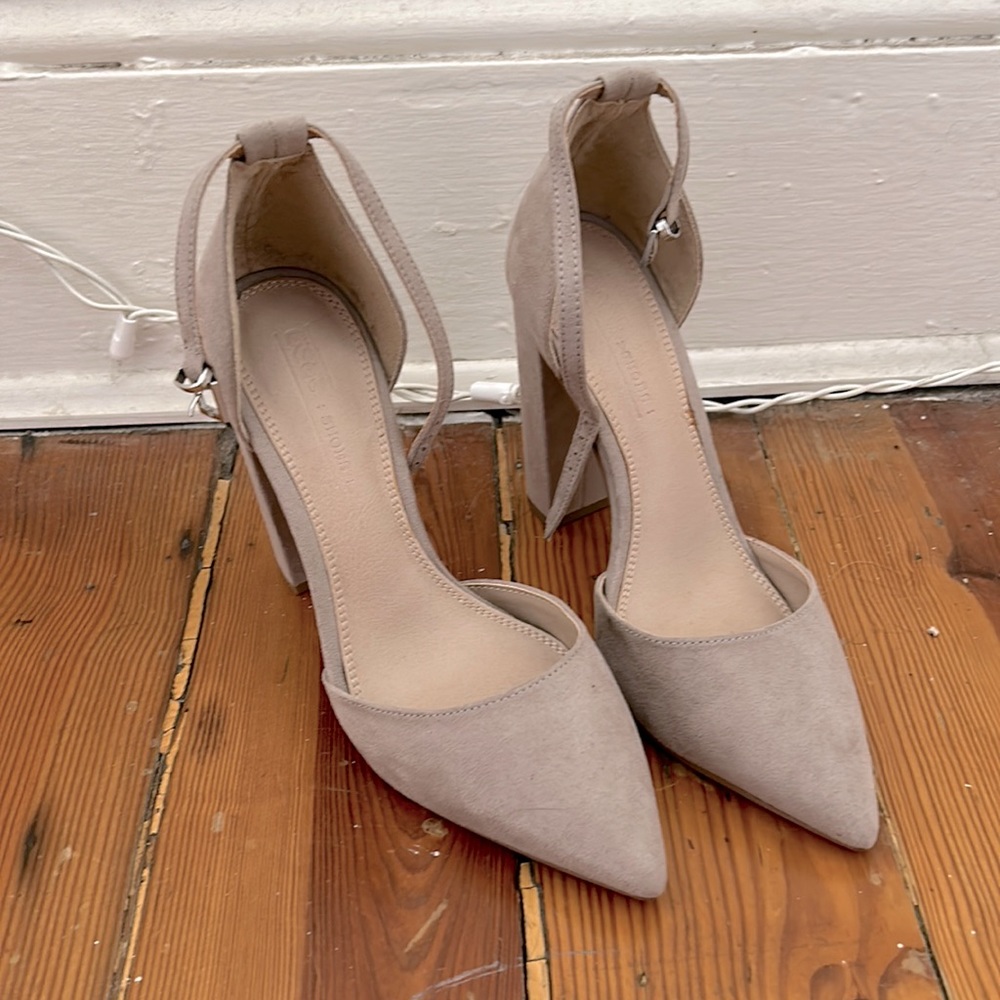 ASOS Penalty Pointed High Heels Size 6